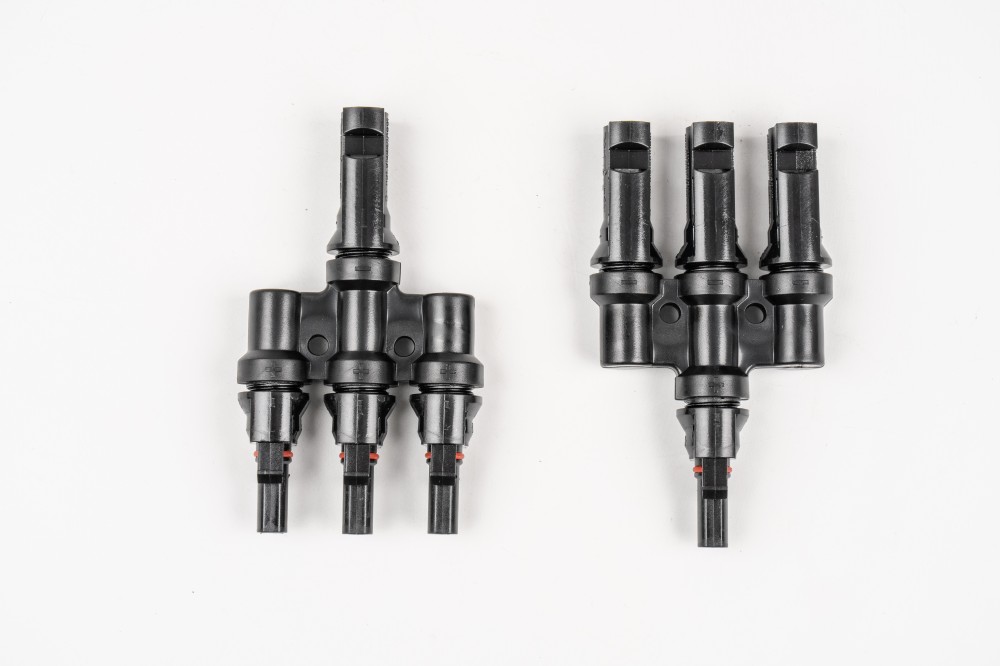 Làm thế nào để các đầu nối MC4 bảo vệ an toàn hệ thống PV, tăng hiệu quả và cắt giảm chi phí O & M như các thành phần truyền năng lượng cốt lõi?